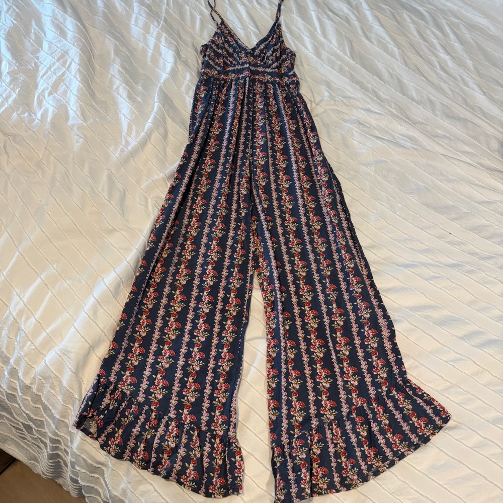 Jessica Simpson Floral Jumpsuit 🎀